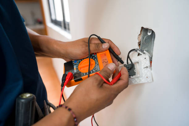 Best Affordable Emergency Electrician  in Belleair Bluffs, FL